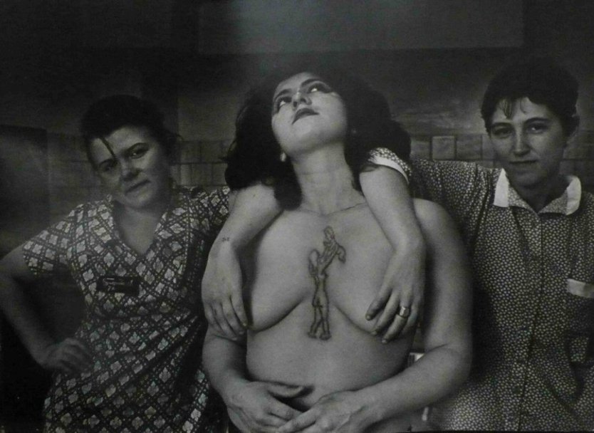 Ковырялка в женской зоне