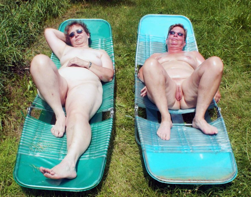 Дачники голые эрекция частное подсмотренное