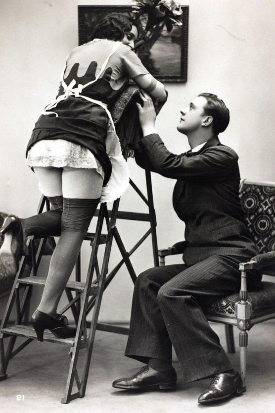 Эротические открытки начала века