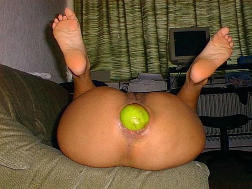 Необычные предметы в попе