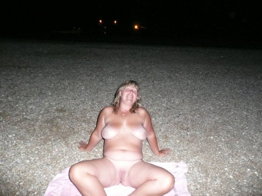Голые на море зрелые пьяные
