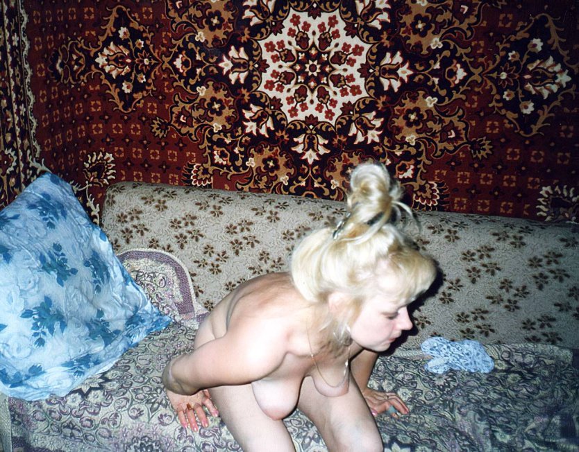 Ню русских женщин из 90-х