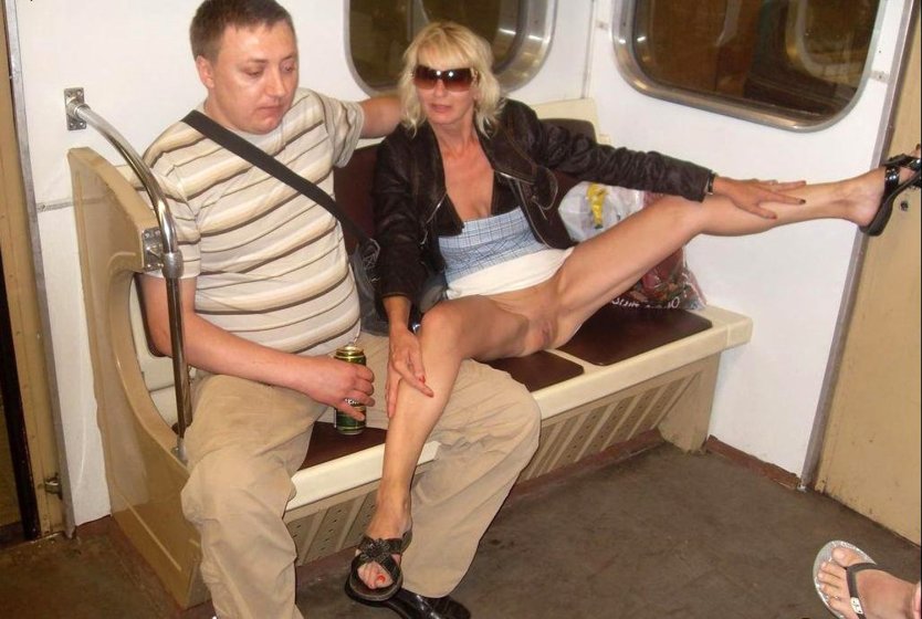 Голые женщины в транспорте