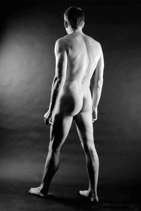 Натурщики парни обнаженка