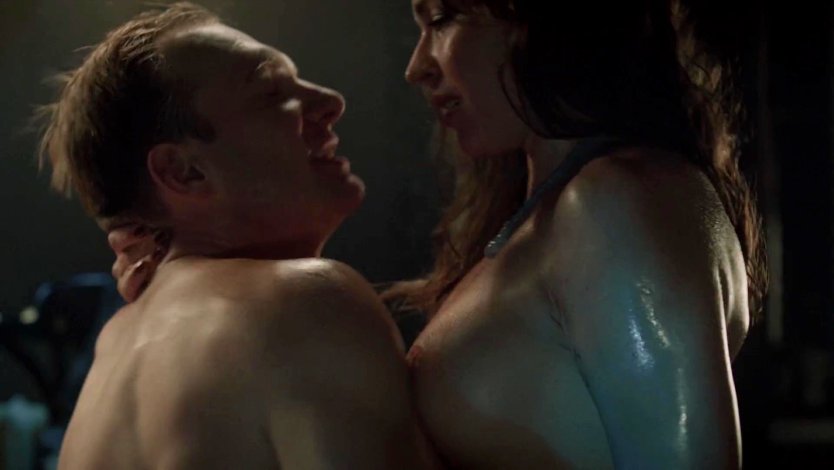 Агния Дитковските голая грудь