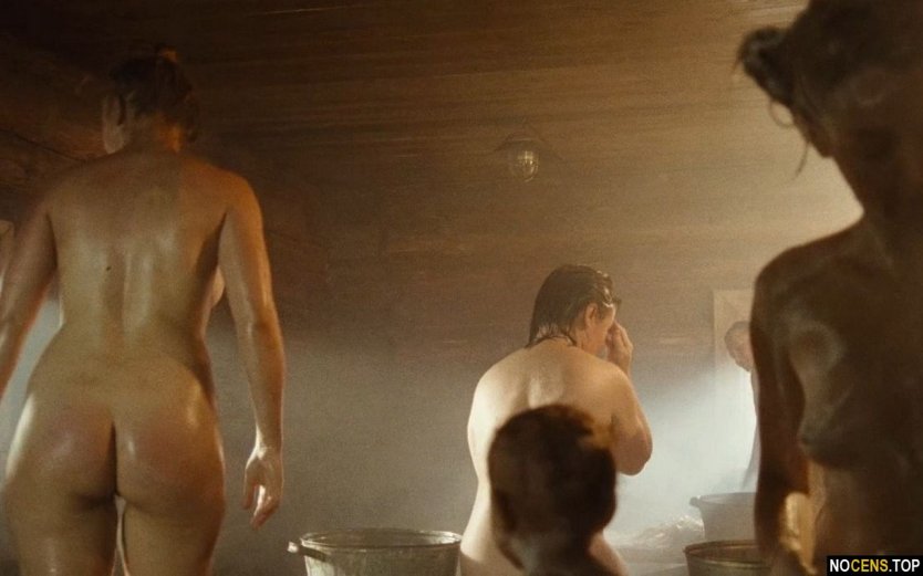 Юлия Пересильд край баня