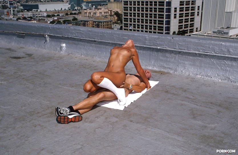 Красивый трах на крыше