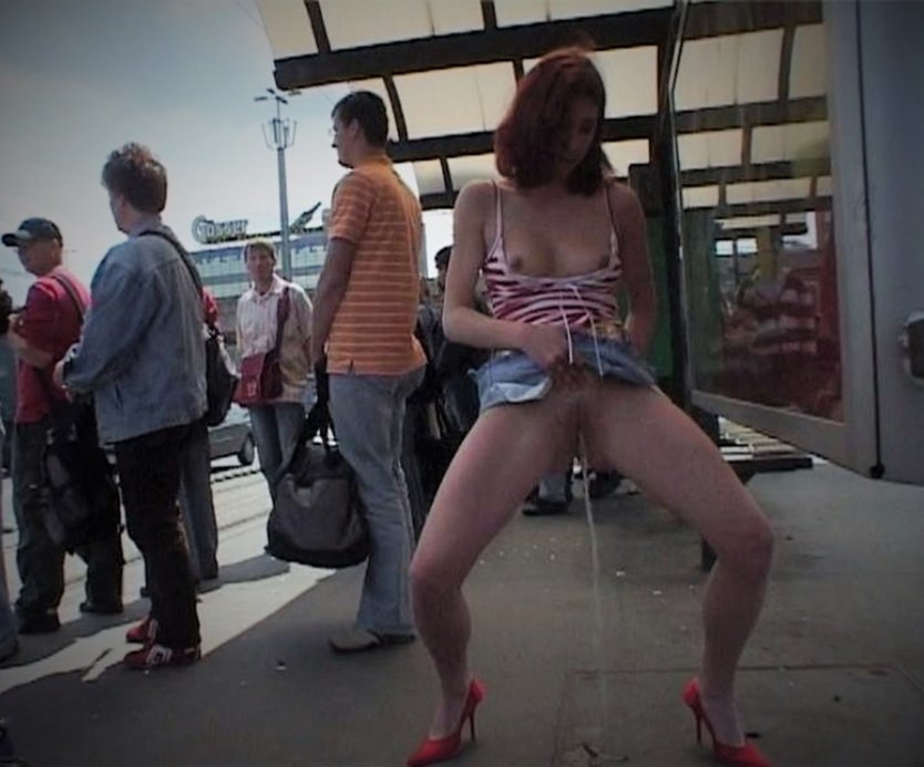 Оргазм в общественном месте