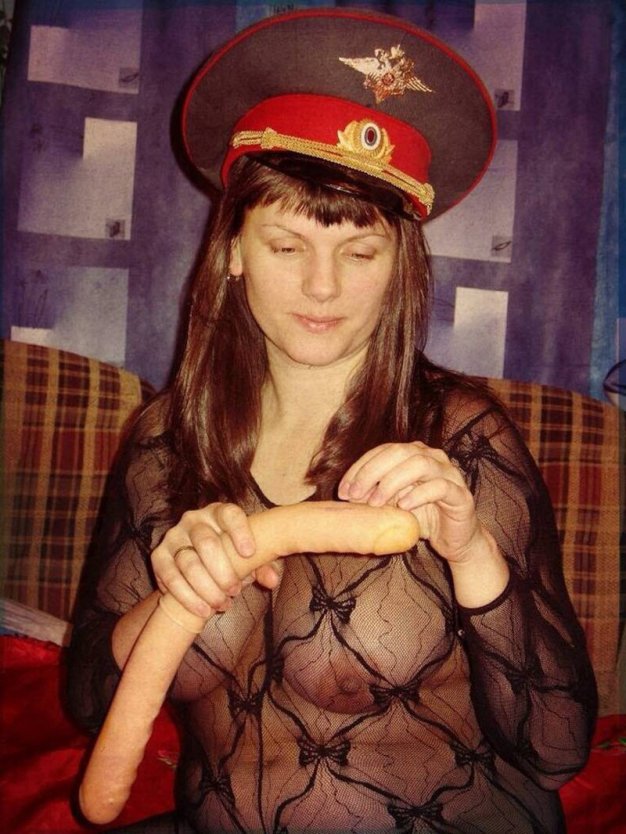 Голые бабы в форме милиции