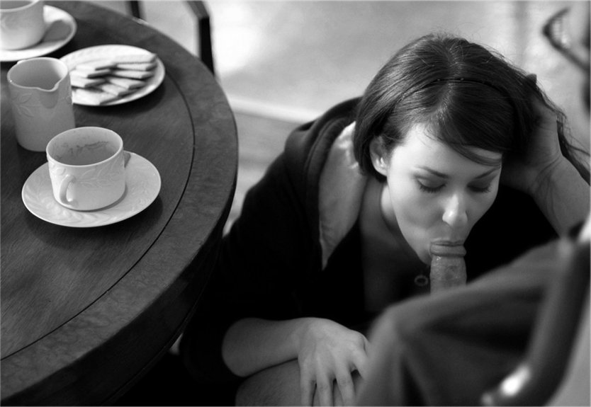 Завтрак в постель с минетом gif