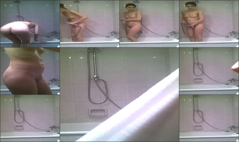 Матюрки принимают душ скрытая камера