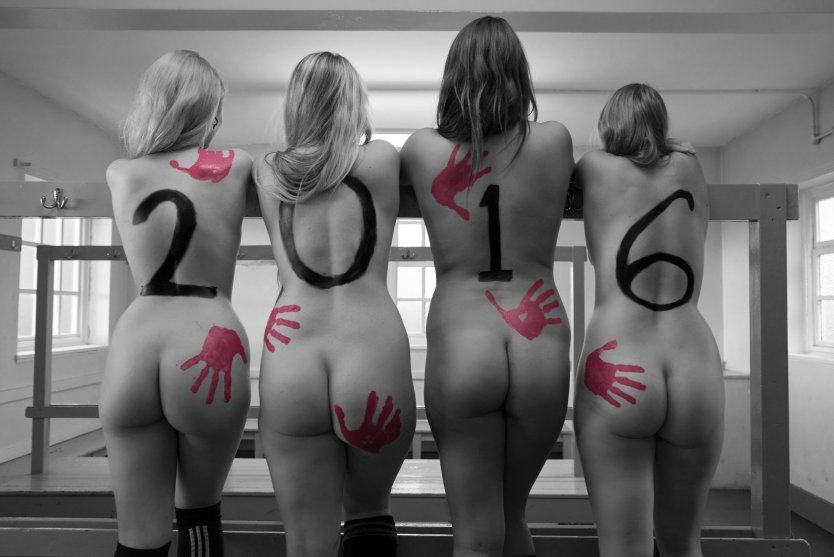 Голые британские регбистки