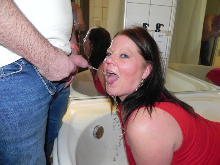 Золотой дождь унижение