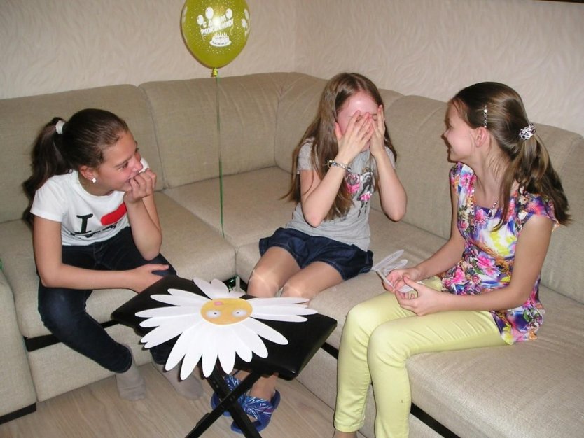 Игра на вечеринке в ромашку