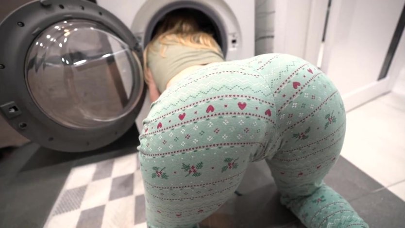 Застряла в стиральной машине