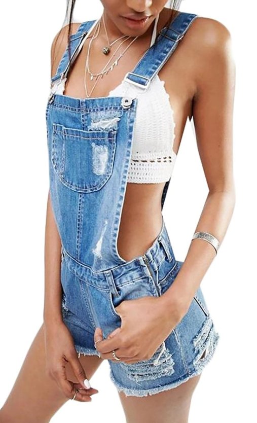 Джинсовый комбинезон на голое тело