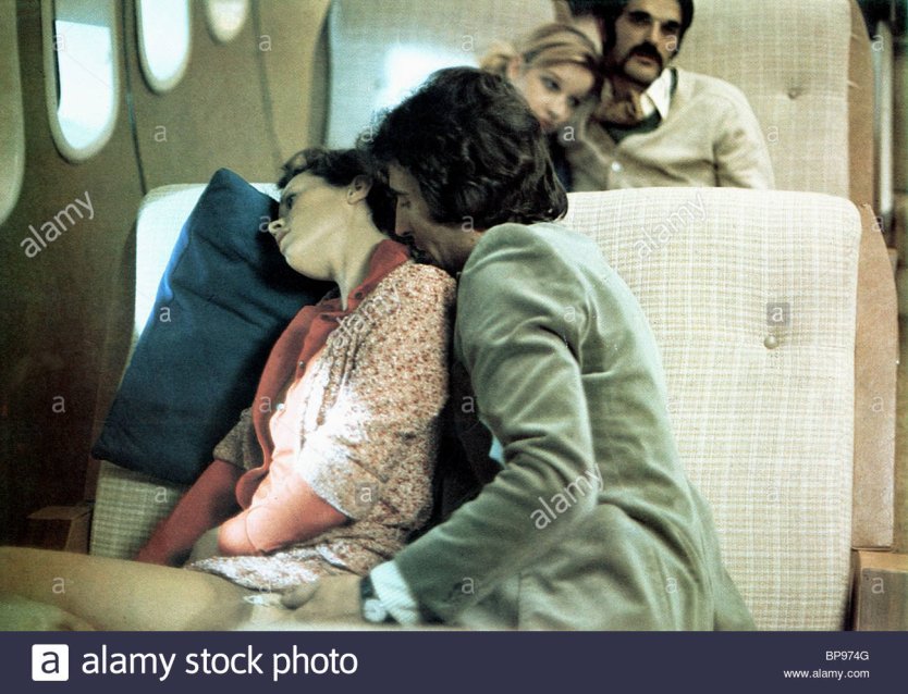 Сильви КРИСТЕЛЬВ самолете