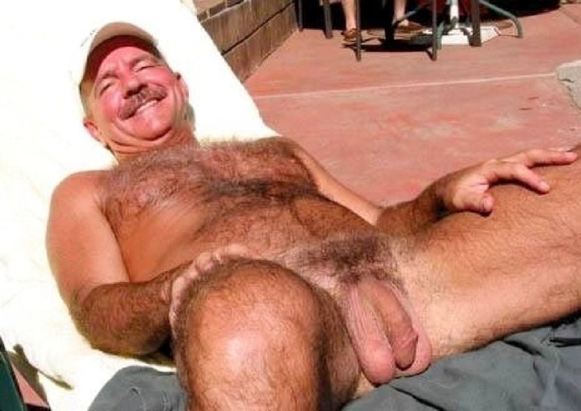 Волосатые мужики с огромными членами