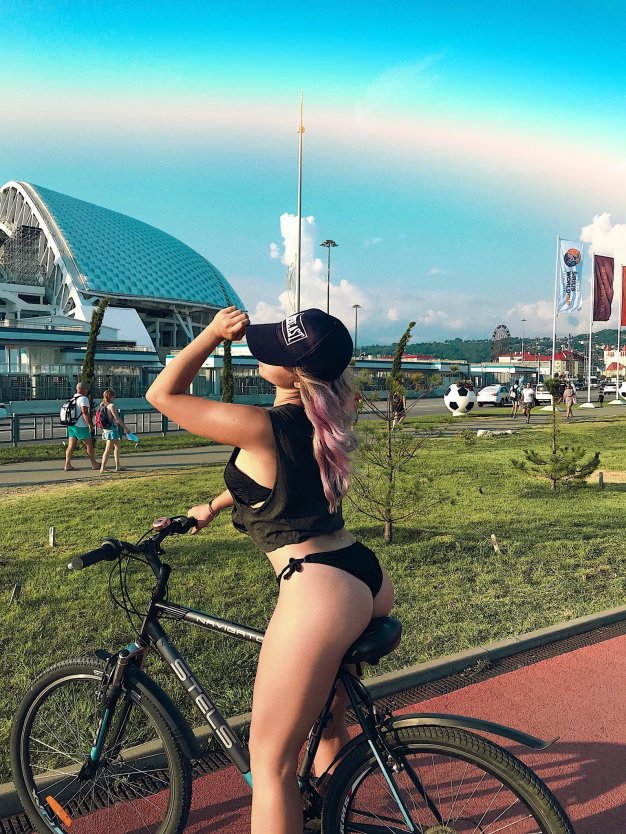 Аня pokrov слив