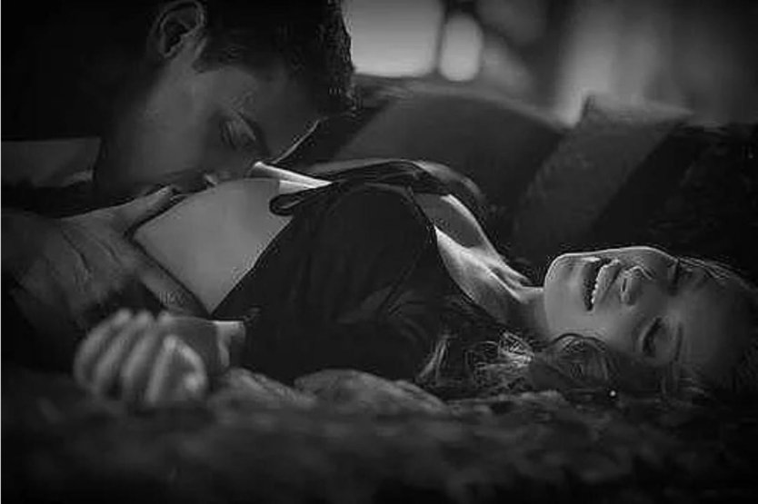 Страстные поцелуи