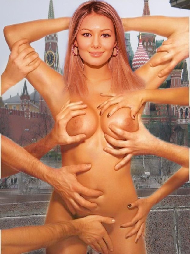 Ксения Бородина сиськи