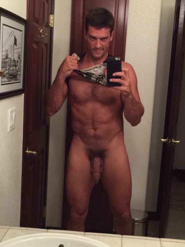 Эротические селфи мужчин