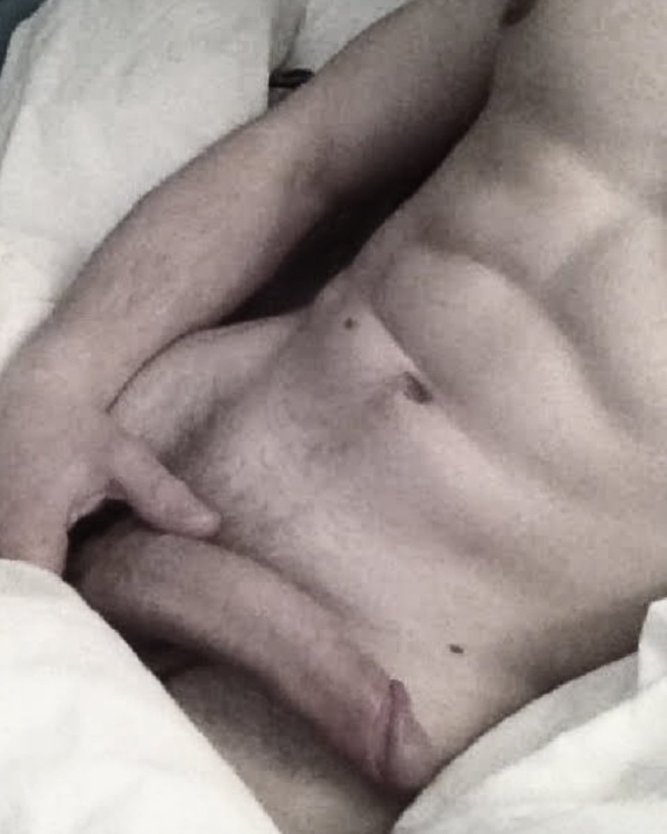 Эротические селфи парней