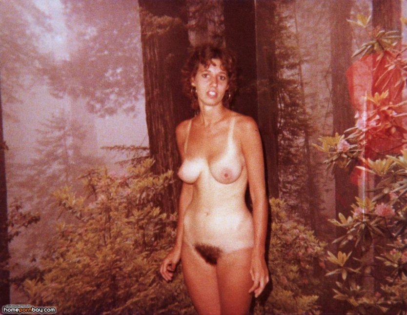 Голые женщины любители ретро