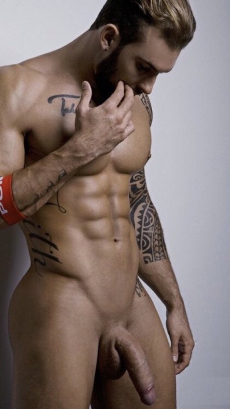 Самые красивые голые парни