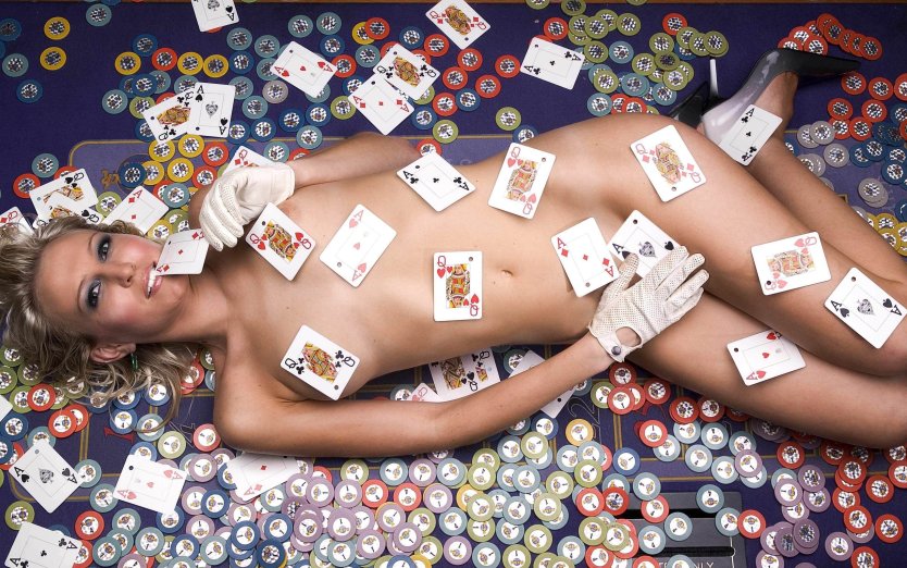 Эротические игральные карты