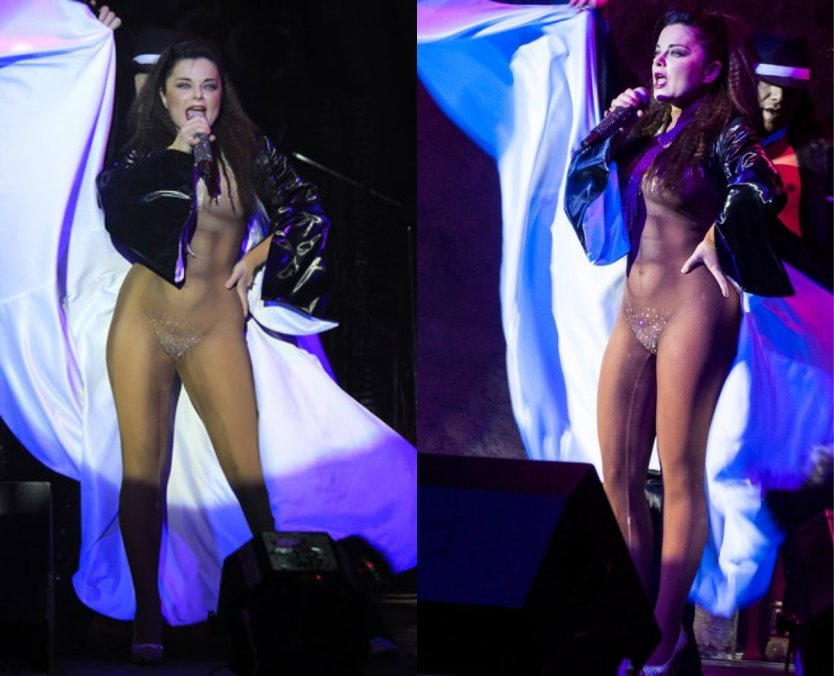 Майли Сайрус без трусов на сцене