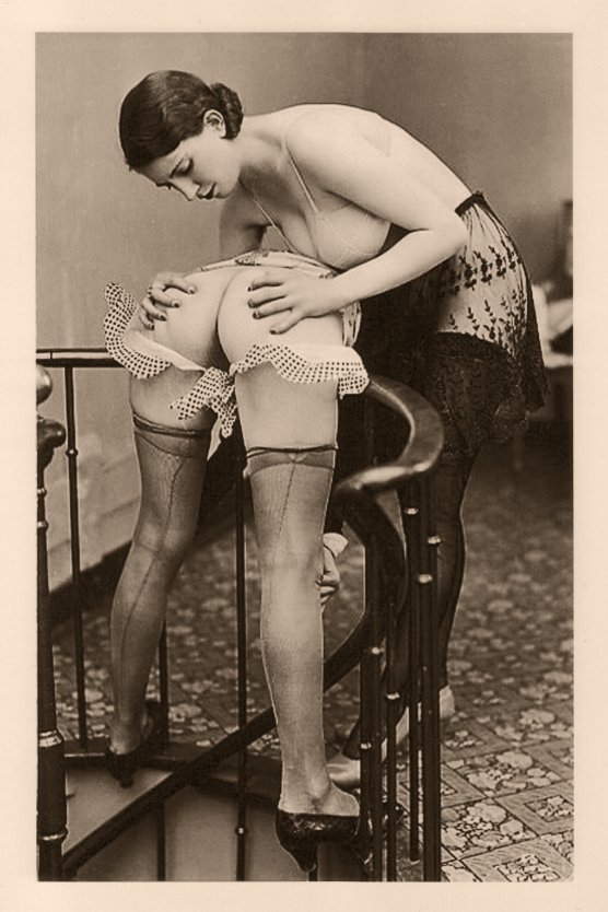 Старые эротические снимки