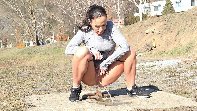 Писсинг в общественном месте