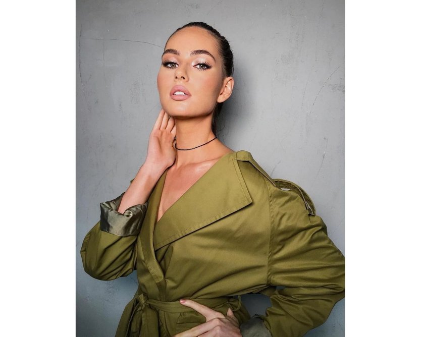 Ведущая Камиля Харисова