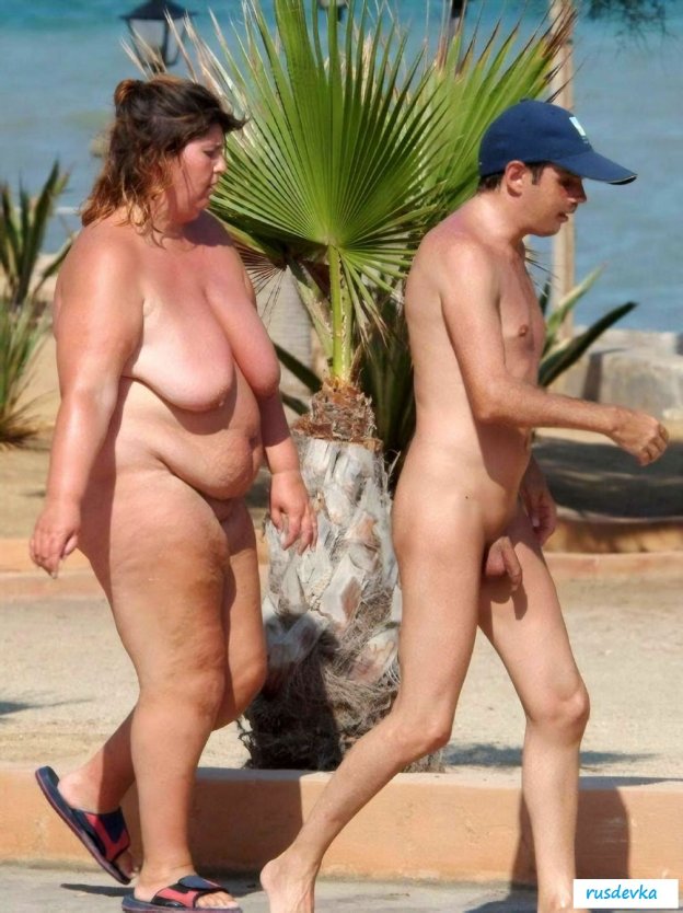 Голые пожилые бабы на пляже