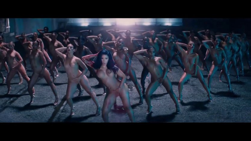 Нагота в музыкальных клипах бесплатно