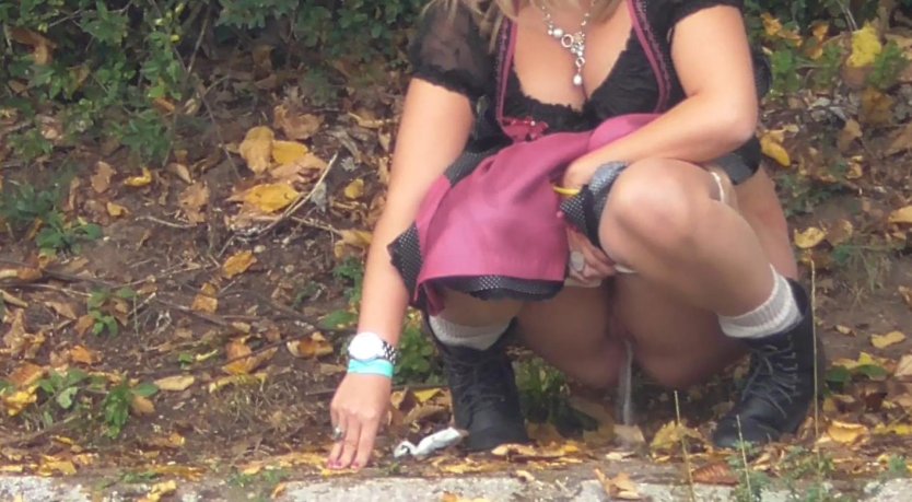 Писсинг скрытая камера