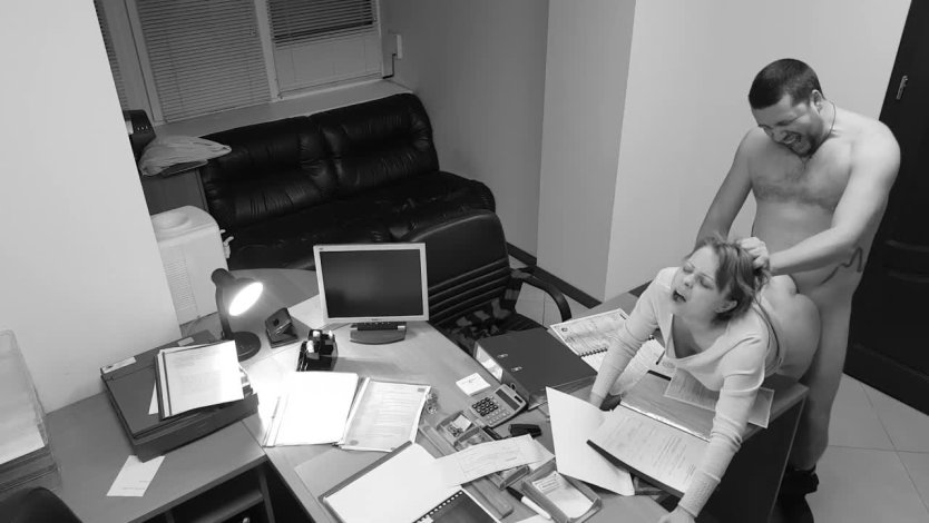 Секретарша скрытая камера