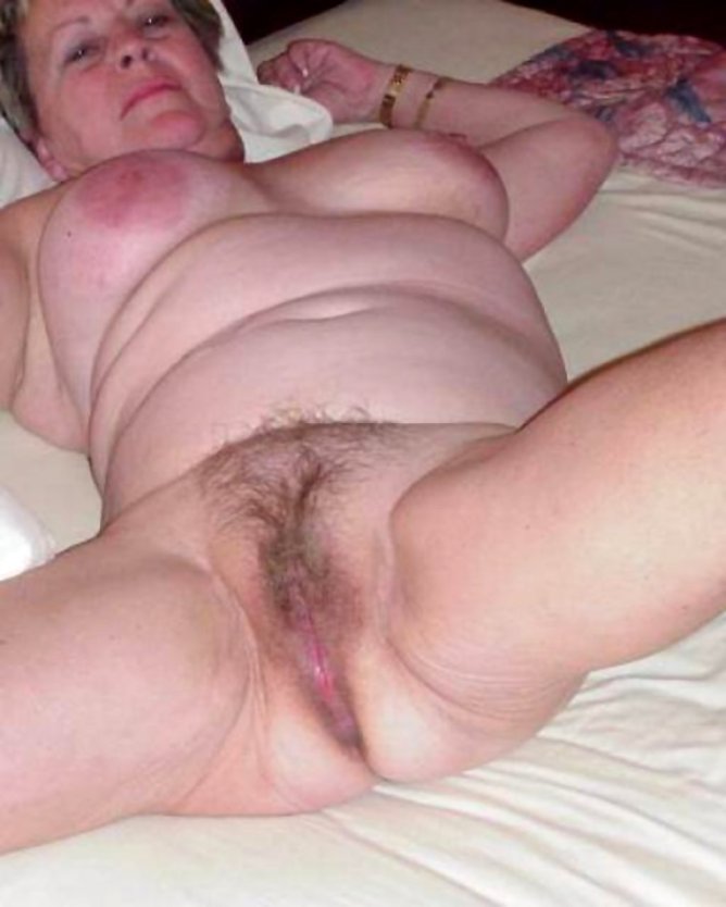 Голые пьяные пожилые женщины