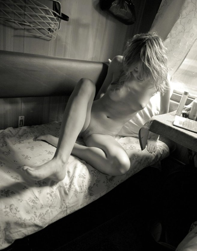 Pavel Kiselev поезд ню